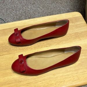 Marc Jacobs Red Leather Bow Flats